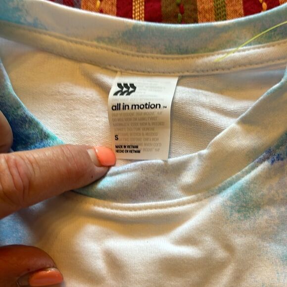 All in One pocket sweatshirt size small - Picture 2 of 5